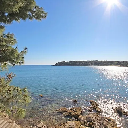 Studio Valkane 3* Pula