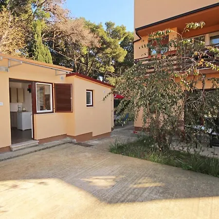Guest house Studio Valkane Pula
